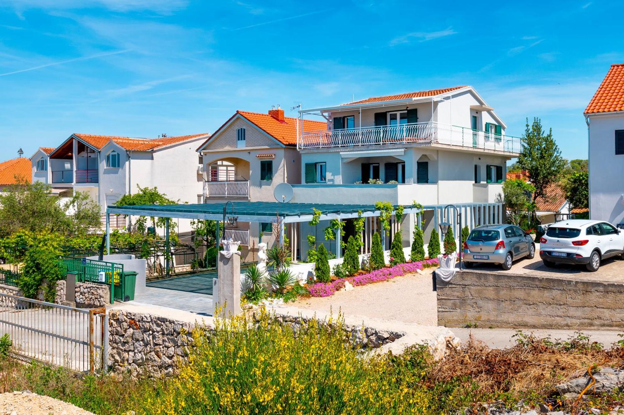 Danica Luxury Seaside Apartment Šibenik Buitenkant foto