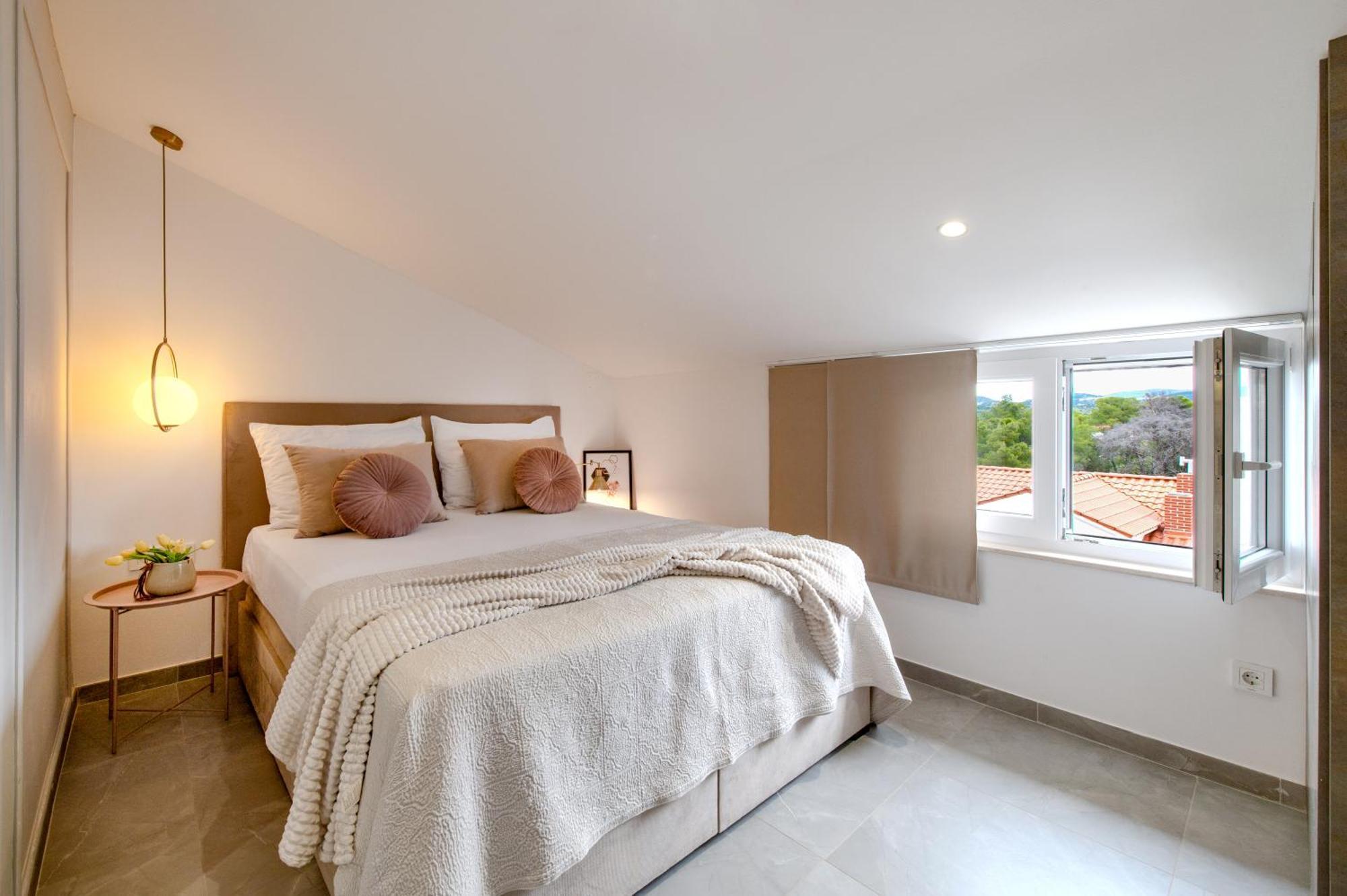 Danica Luxury Seaside Apartment Šibenik Buitenkant foto